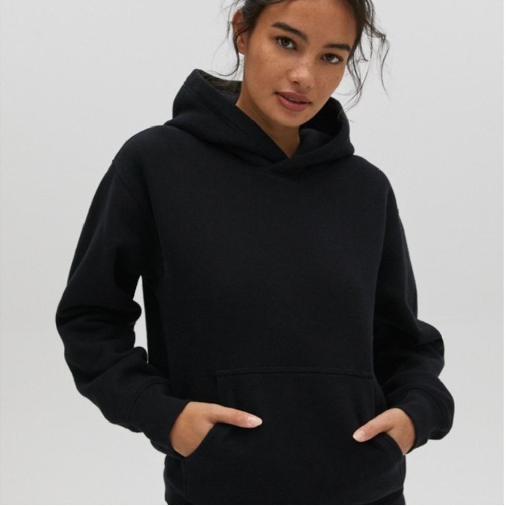 Aritzia The Group by Babaton Perfect Fleece Hoodie in Black | Small